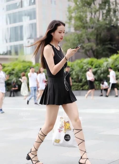 回头率|这鞋子是好看又出众,穿上后回头率明显提高了!