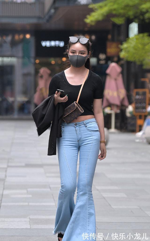 美腿 青春朝气的瑜伽裤穿搭减龄显气质,体现修长的美腿,精致美丽