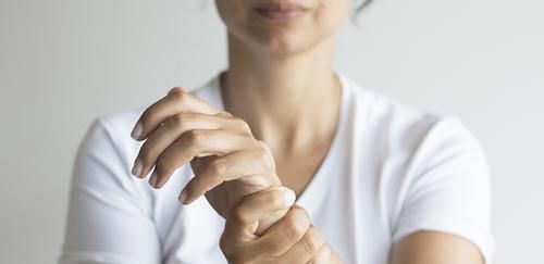 50歲以后如何養生？在飲食上要少吃以下4種食物，身體越來越健康