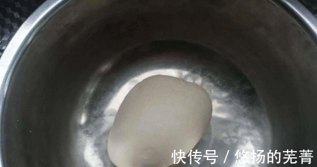 面粉|在家烙饼,做好3个步骤,烙饼层次分明,柔软又筋道,凉了也不硬!