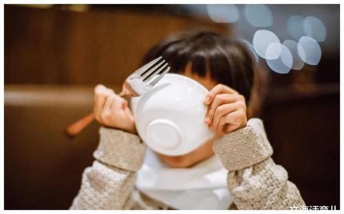 健脾|积食百病生!孩子积食的“6个信号”,父母别无视,易伤脾难发育