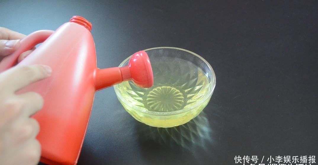 妙用|橘子皮加白醋太厉害了, 很多人都不知道有啥用, 看完你会感谢我的