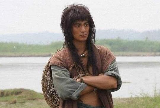 好汉|梁山108位好汉,只有他敢骗宋江,也只有他坐上了“王位”!