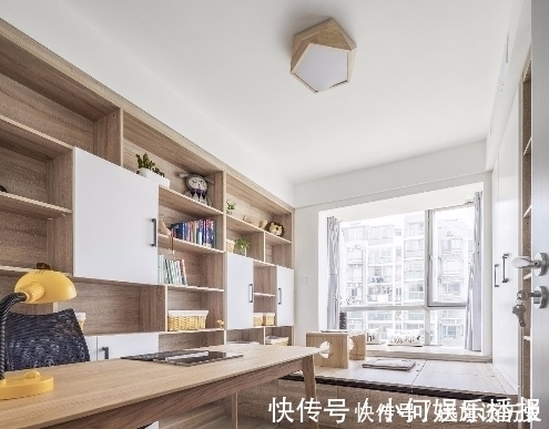 房子|这个家96平装修很简约，可一进屋就被迷住，这些设计亮点很实用