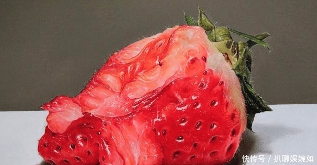 专家|他画“咬了半截”的草莓不过瘾,又画了个鱼头,专家:毫无美感!