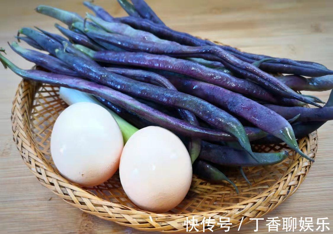 秋天|秋天，鸡蛋配它一起炒，鲜上加鲜，孩子多吃长身体，营养又实惠！