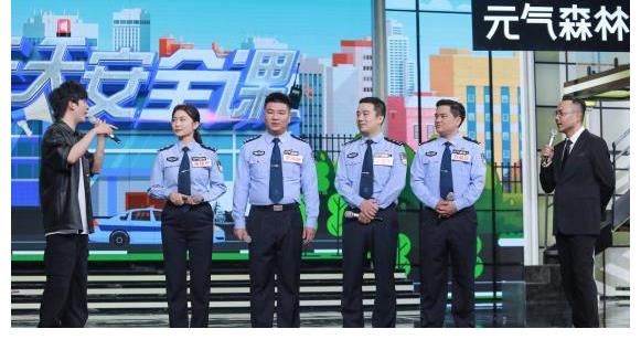 「文艺评论」湖南台升级版《天天向上》：追求文化价值与社会价值