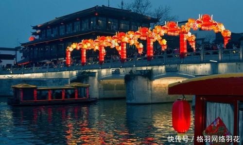 堪称|杜牧夜宿秦淮河,写下一首怀古诗,只有28字,堪称千古绝唱