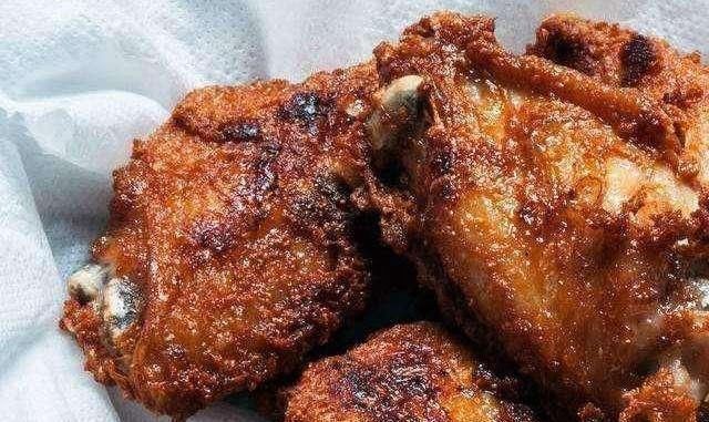 脂肪食物|老人身上总有臭味？儿女先别着急嫌弃，少吃这3种食物异味不再有