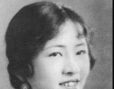 林徽因传#徐志摩失事后,林徽因把飞机残骸挂在床头怀念,梁思成说了一句话!