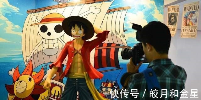 海贼王|推荐5本海贼王同人小说,改写艾斯的结局,体会面子果实的威力
