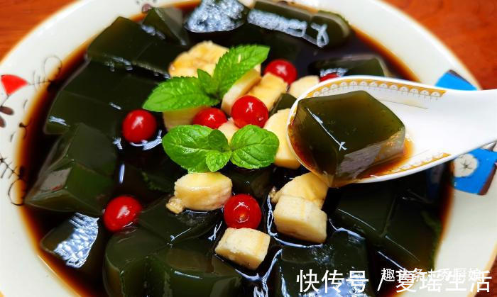 厨娘|夏天太热,吃肉不如吃此菜,儿子三天两头喊我做,清凉解暑又开胃