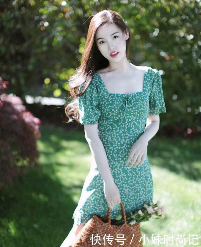 时尚博主|35岁后的女子穿什么才好看?优雅浪漫的穿搭就很精致,魅力四射