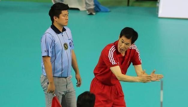 排球|有望接班郎平!4位主力都是他带出来,2次夺得世界冠军
