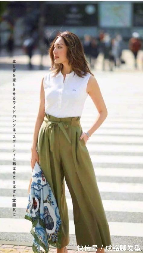 t恤|女人过了四十岁，可以尝试一下这款“显瘦裤”，时髦大气又显身材