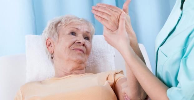 一夜之间|绝经的妇女，前后将有七个“生死障碍”，如果有三个就要保护自己