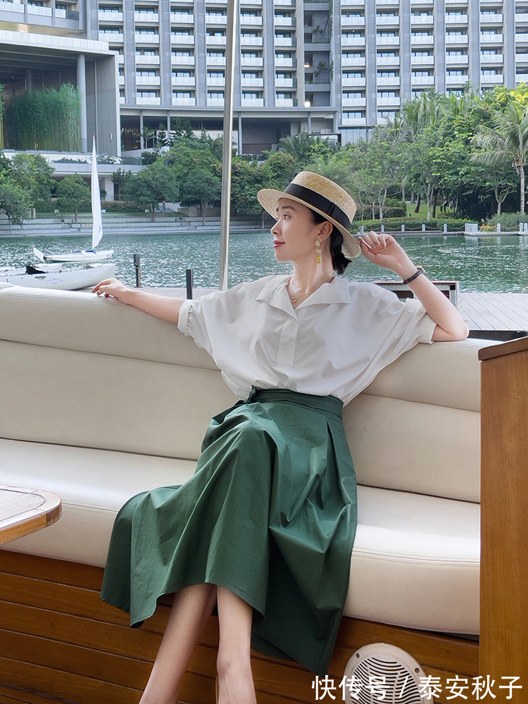 时尚|谁说“矮个子”穿不出高级感?看小个子的她:美得优雅又时尚!