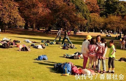 孩子|去奶奶家呆了一个月,女儿从“露西”变“翠花”,网友:太真实了