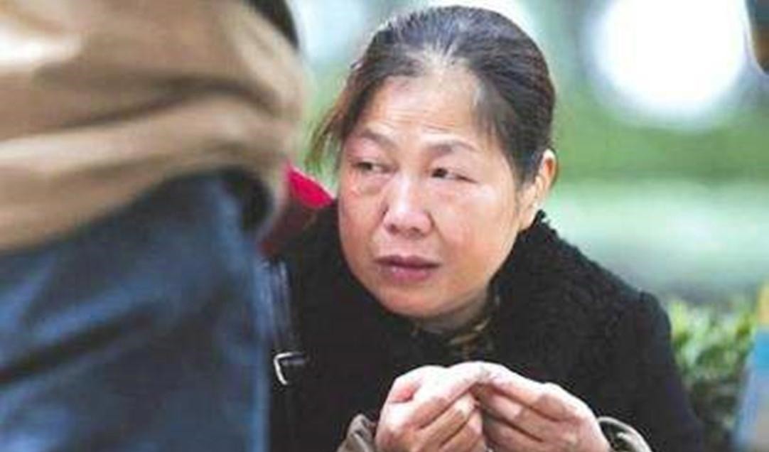 畸形|高龄产妇生下“猪八戒”宝宝,丈夫不想抚养,医生的解释挽救了娃