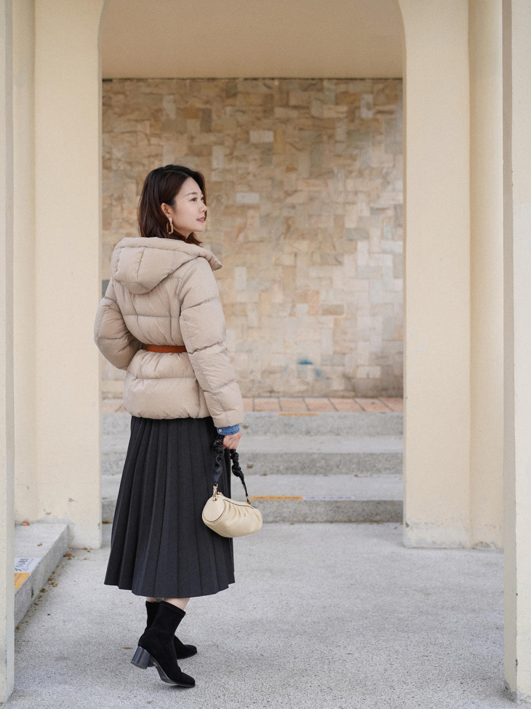 高级|长得美不如穿的美,羽绒服才是冬季的必备,轻松穿出高级感