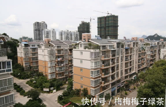 小区|买房选“高小房”,还是“低大房”?行家的一番话,为我解惑了