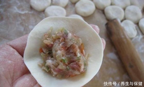 调萝卜馅，最忌放“两种”调料，有人总弄错，难怪饺子难吃有苦味