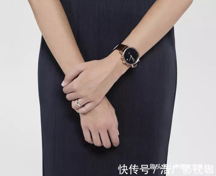 气质 女人手表戴左手好,还是右手好别再戴错被人嘲笑,值得收藏学习