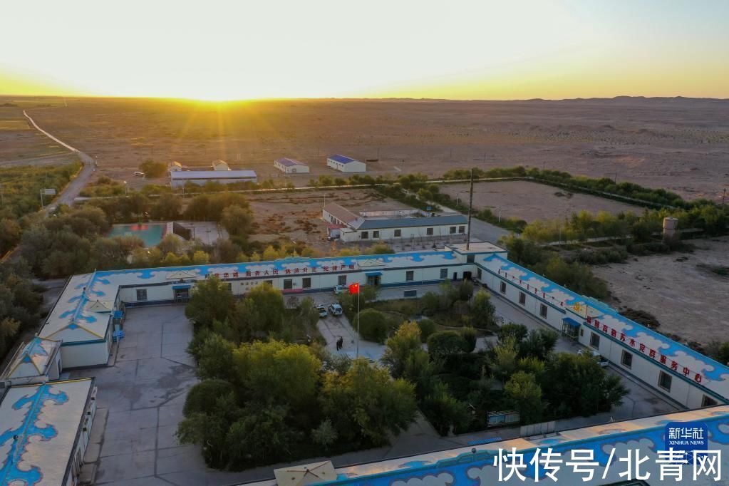 贴心人|沙漠深处的“贴心人”