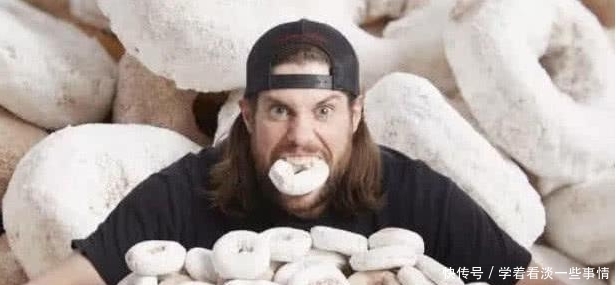 高跟鞋|吉尼斯世界之最:世界上最大的高跟鞋,“最长”的脚你见过吗?