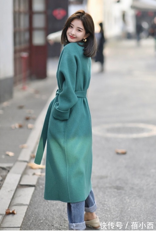 搭配|不管年纪如何,新年都得备上这些时髦的长款大衣,让你气场倍增!