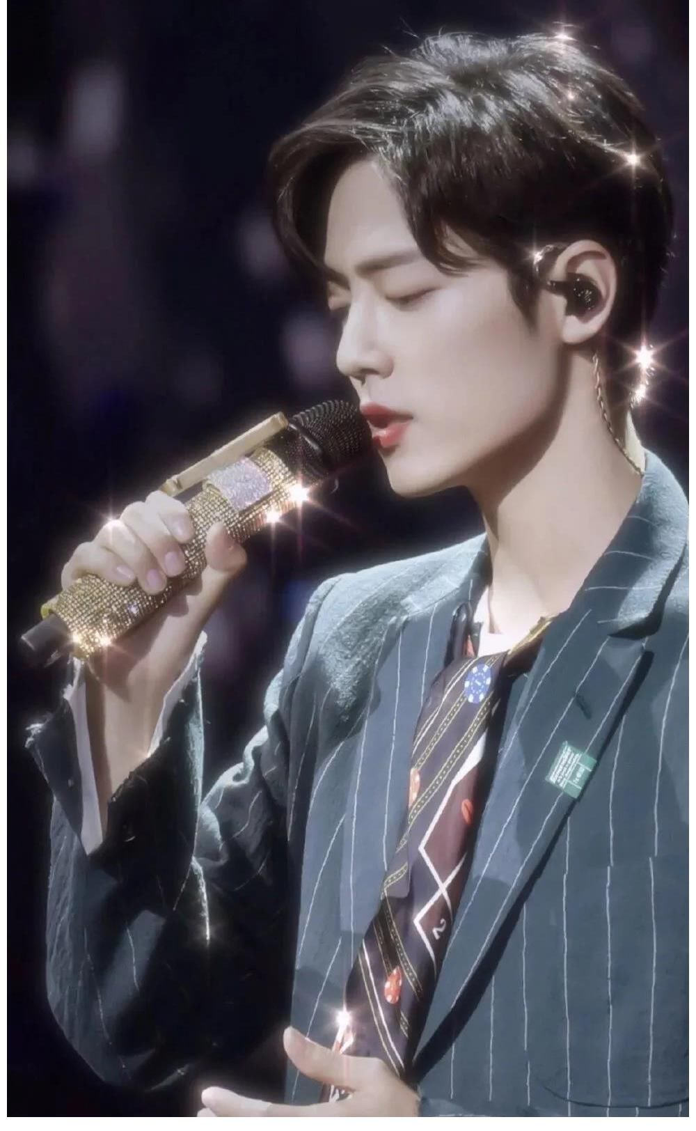 肖戰(zhàn)《如夢(mèng)之夢(mèng)》深圳站落下帷幕，屬于肖戰(zhàn)的傳奇依舊在繼續(xù)