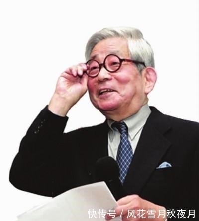 徐老$莫言游母校,90岁恩师送首打油诗,他当场回诗一首,水平高下立判