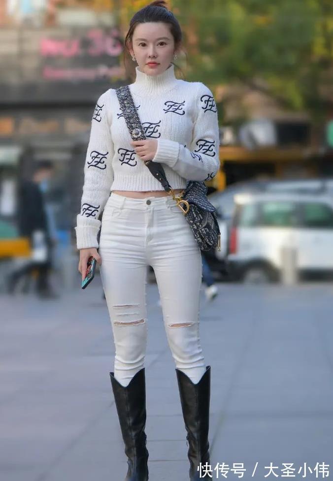 街拍|美女街拍:看背影就知道不是啥“庸脂俗粉”!自信优雅的美女,好想带她回家