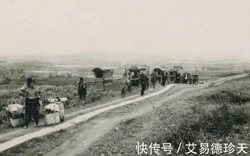 茅草屋|1909年的成都，落后但同样美丽，人心也质朴