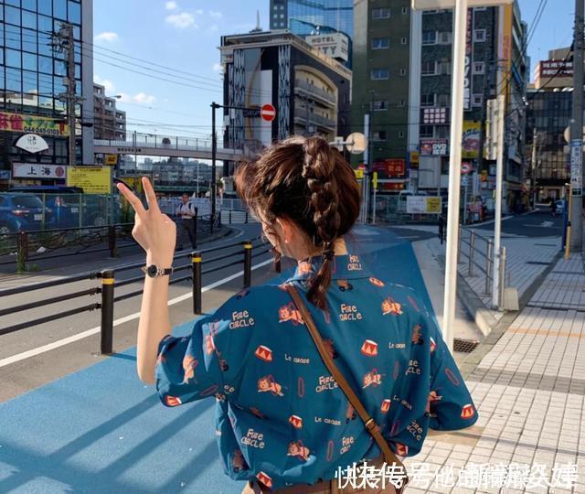 颜值|别再“披头散发”了,手残党都会的少女编发,一分钟提升颜值气质