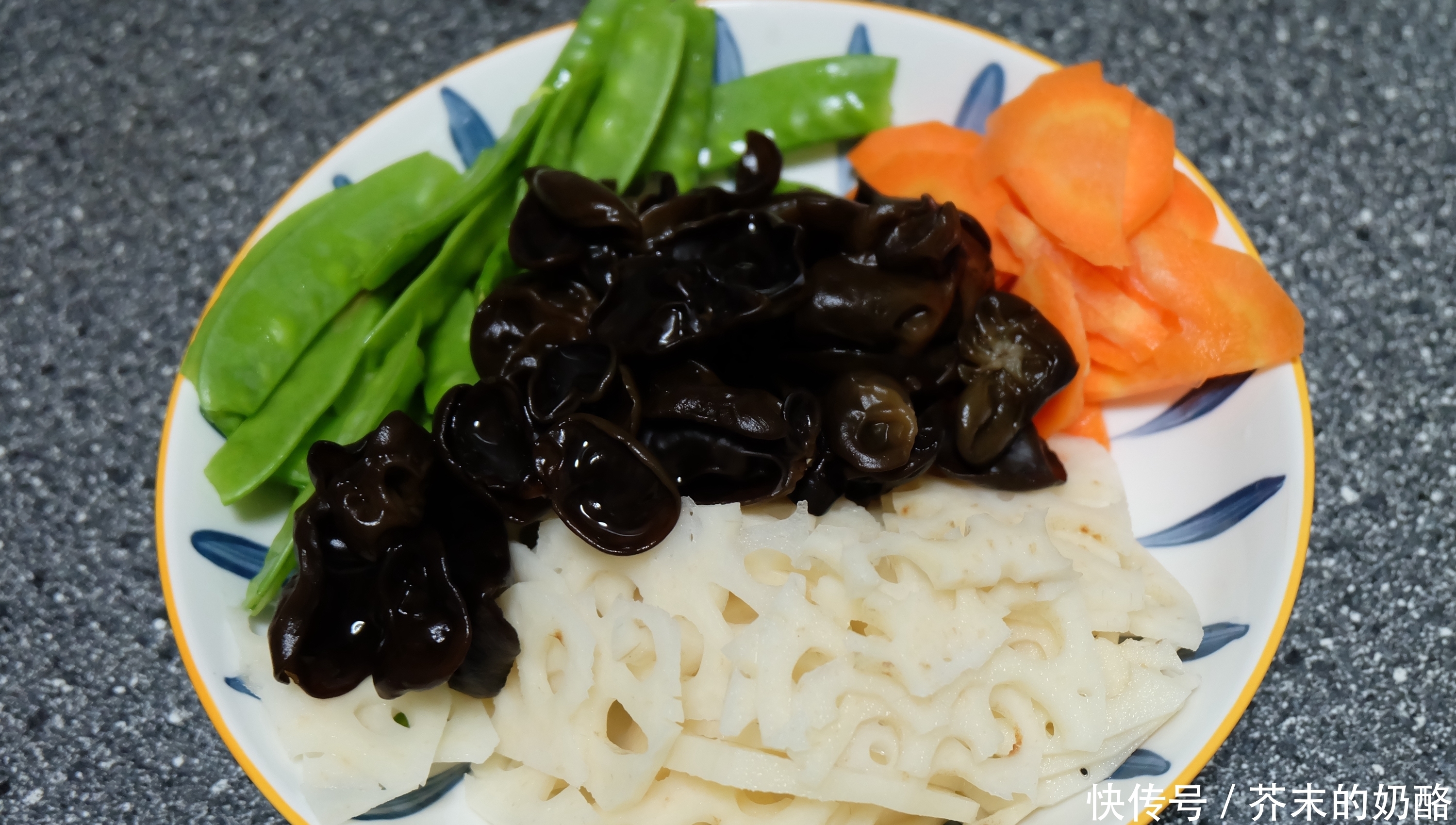 空气污染多吃凉拌菜,四种素菜拌一拌,清爽可口做法简单,试试吧