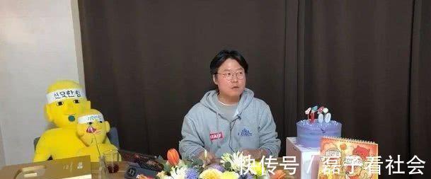 新手|罗英锡PD综艺点金术:虽然是YouTube新手,但订阅量轻松突破百万