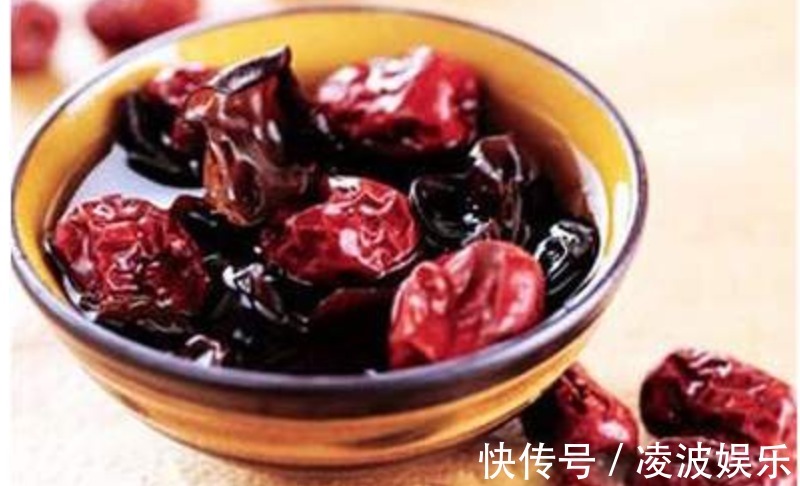 好处|俗话“天天吃红枣,一生不显老”,红枣养生3个好处,附食疗建议