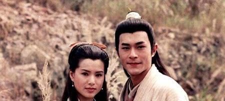 丁春秋&金庸送她几百套绝技,她可一招秒杀萧峰,却被人打成残废,很丢脸