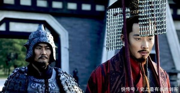 董卓|历史上汉献帝真的十分软弱他曾一开口让曹操汗流浃背!