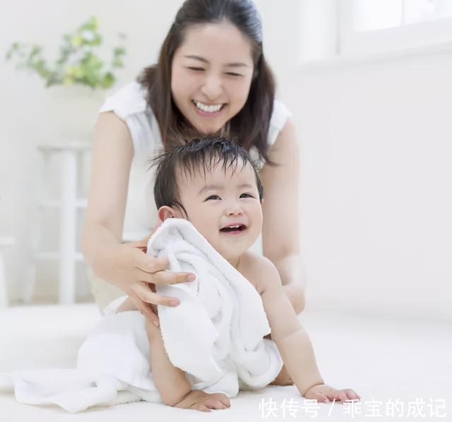 奶癣|母乳喂养宝宝有奶癣，怎么办？