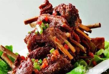 葱油|美食推荐:茶卤羊排、莲藕炖排骨、油淋芒果贝制作方法