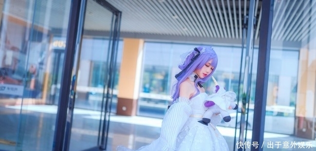 COS|碧蓝航线COS：独角兽 白丝婚纱 太美了