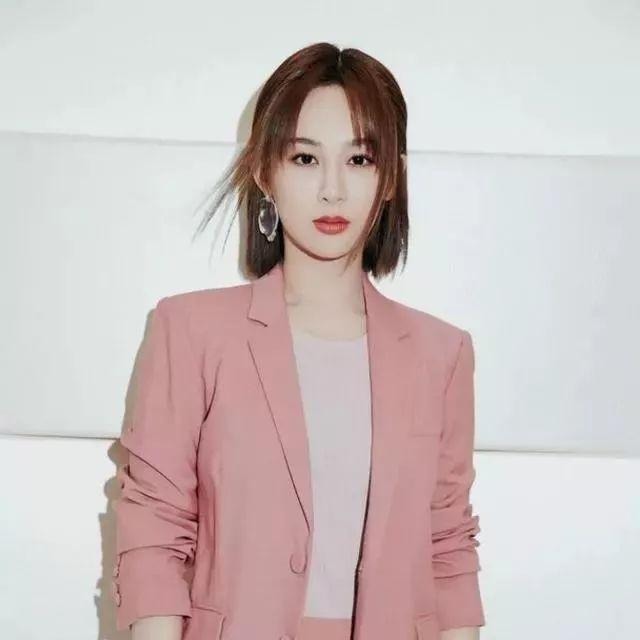 头皮 被女生公认巨丑的4种“发型”,颜值再高也白搭,你不会真剪了吧