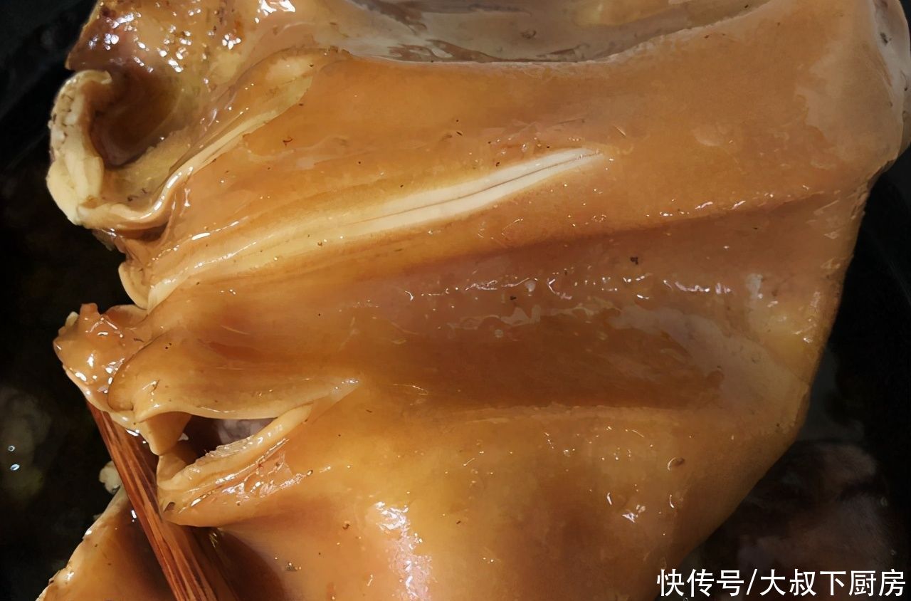  开胃|今日菜谱：大叔教你凉拌麻辣猪耳，香辣脆爽，开胃解腻，家人爱吃