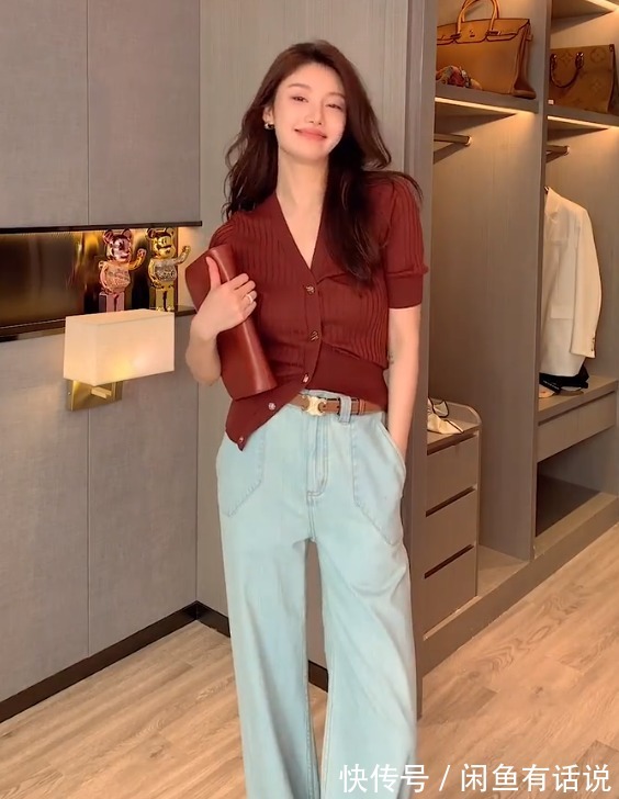 亮色|为什么你穿针织开衫显老气,这5组对比太真实,阿姨和姐姐的区别