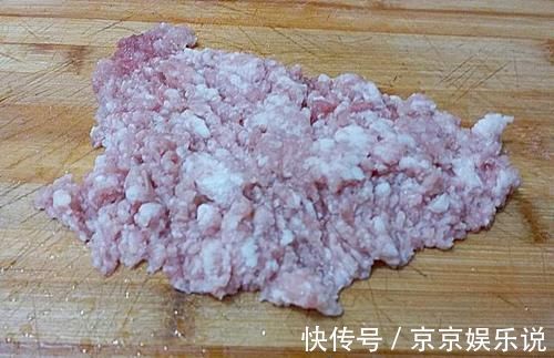 通便|冬天此菜多吃些,钙是鸡肉7倍多,通便降糖护心,和肉一起炒,下饭