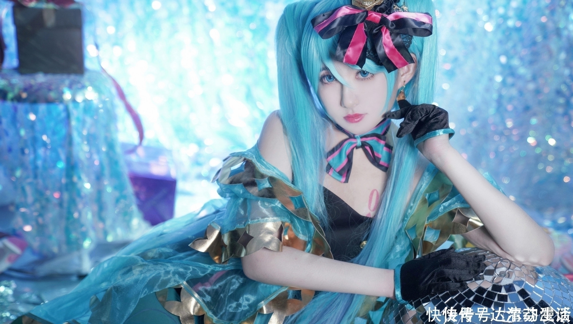 虚拟偶像|三组漂亮妹子COS的人气虚拟偶像“初音未来”还原度相当不错