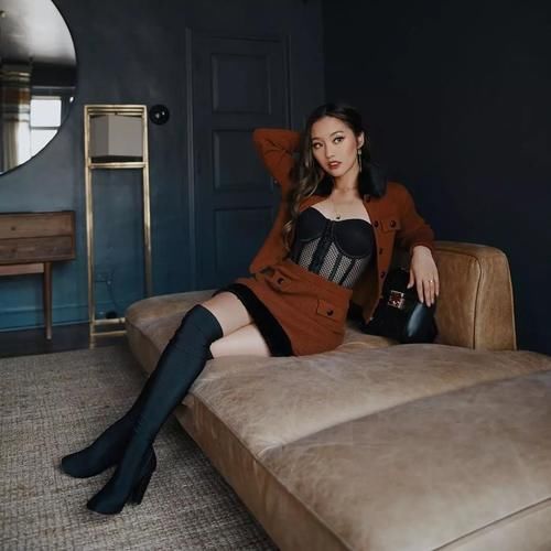 皮肤黄的女生千万别穿这4种颜色，显老又没气质，太丢人了