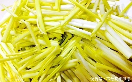美誉|韭黄有着“洗肠草”的美誉,韭黄属不属于发物呢?